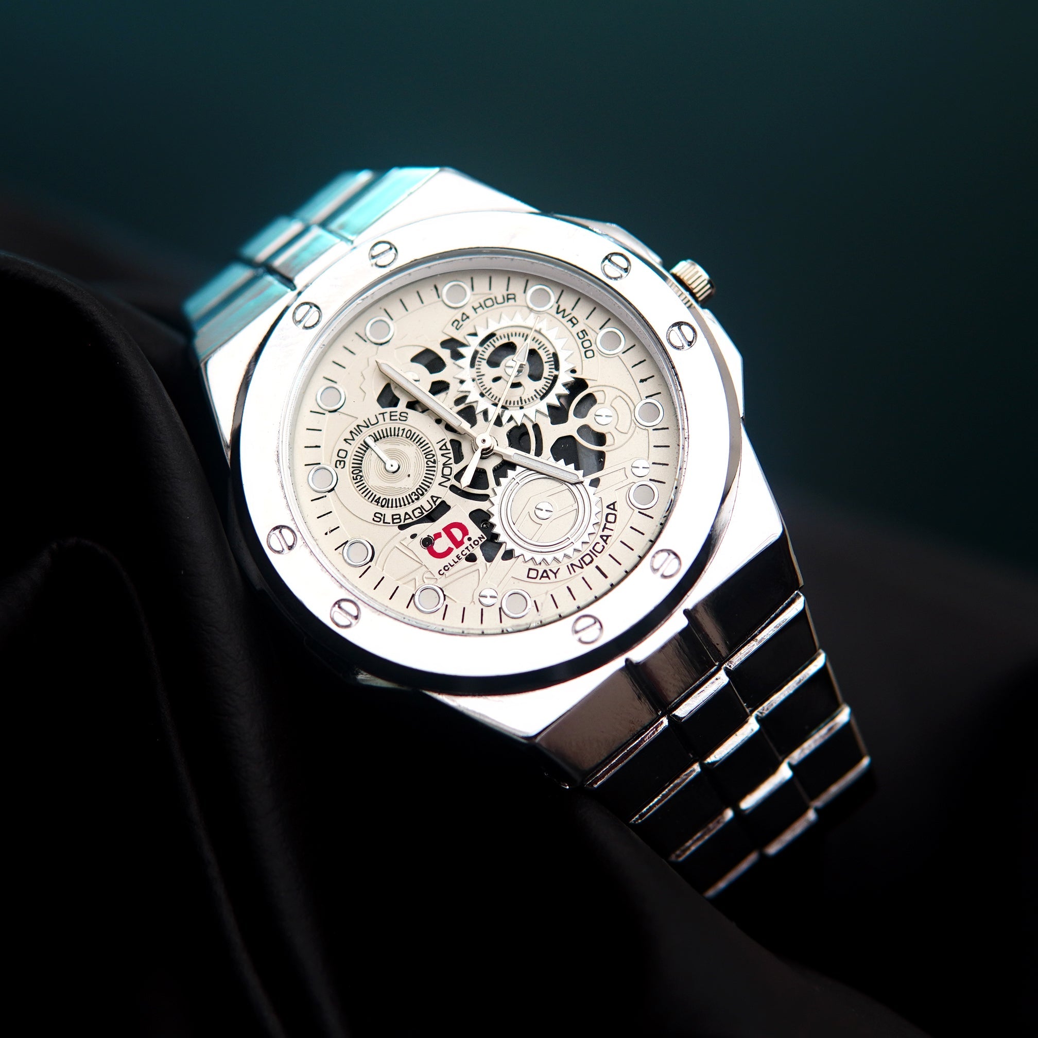 Stainless Silver Band Quartz Wrist Watch Silver CD Collection Turntable Dial Men