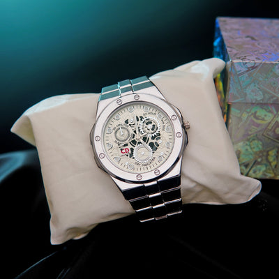 Stainless Silver Band Quartz Wrist Watch Silver CD Collection Turntable Dial Men